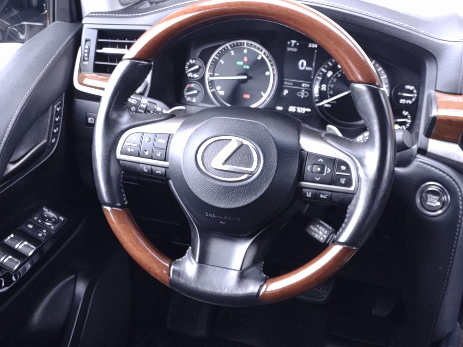 2020 Lexus LX 570