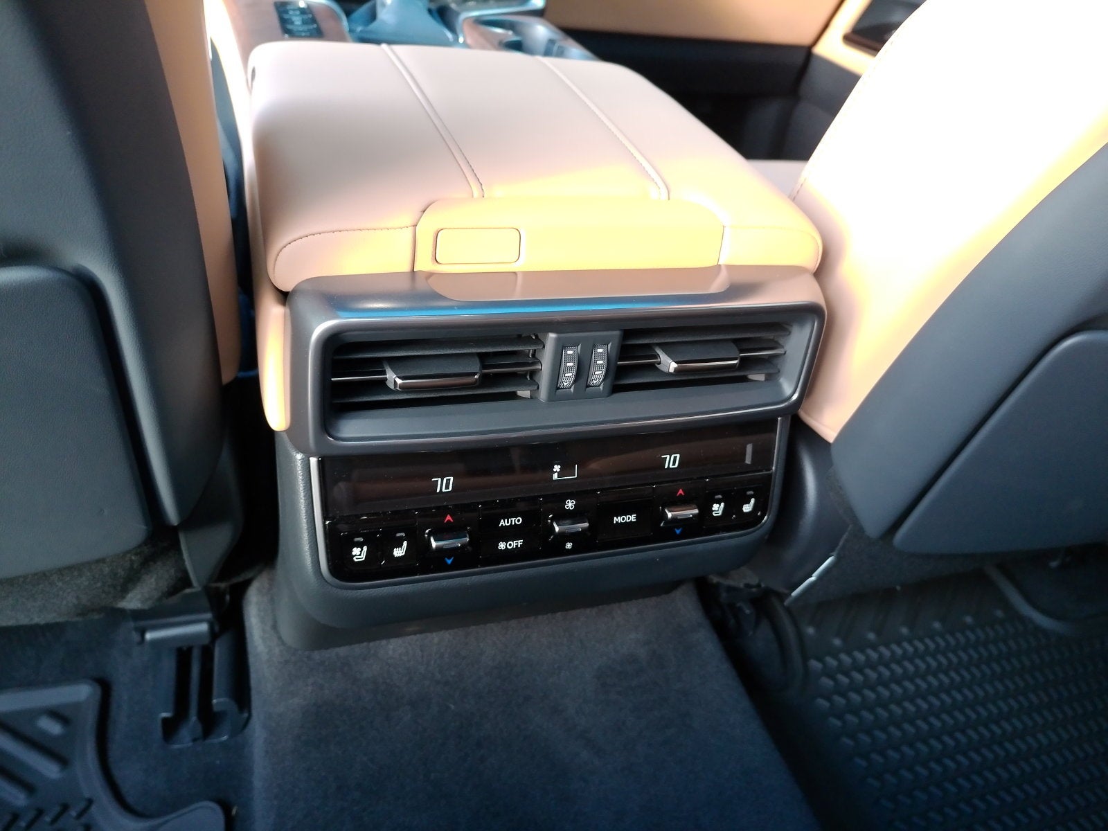 2026 Lexus LX 600 Luxury
