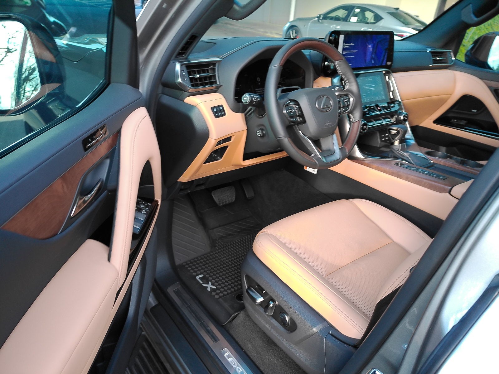 2026 Lexus LX 600 Luxury
