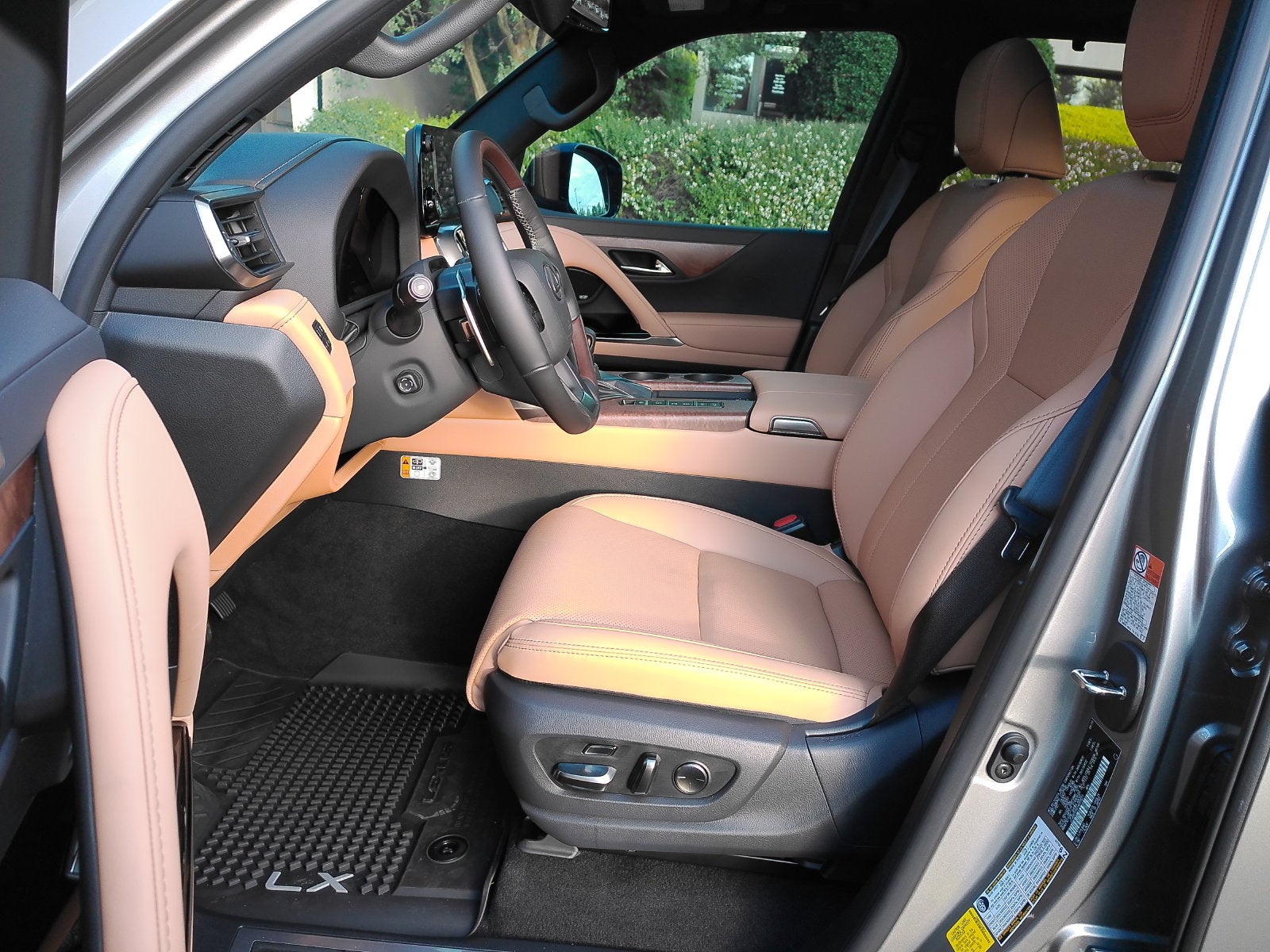 2026 Lexus LX 600 Luxury