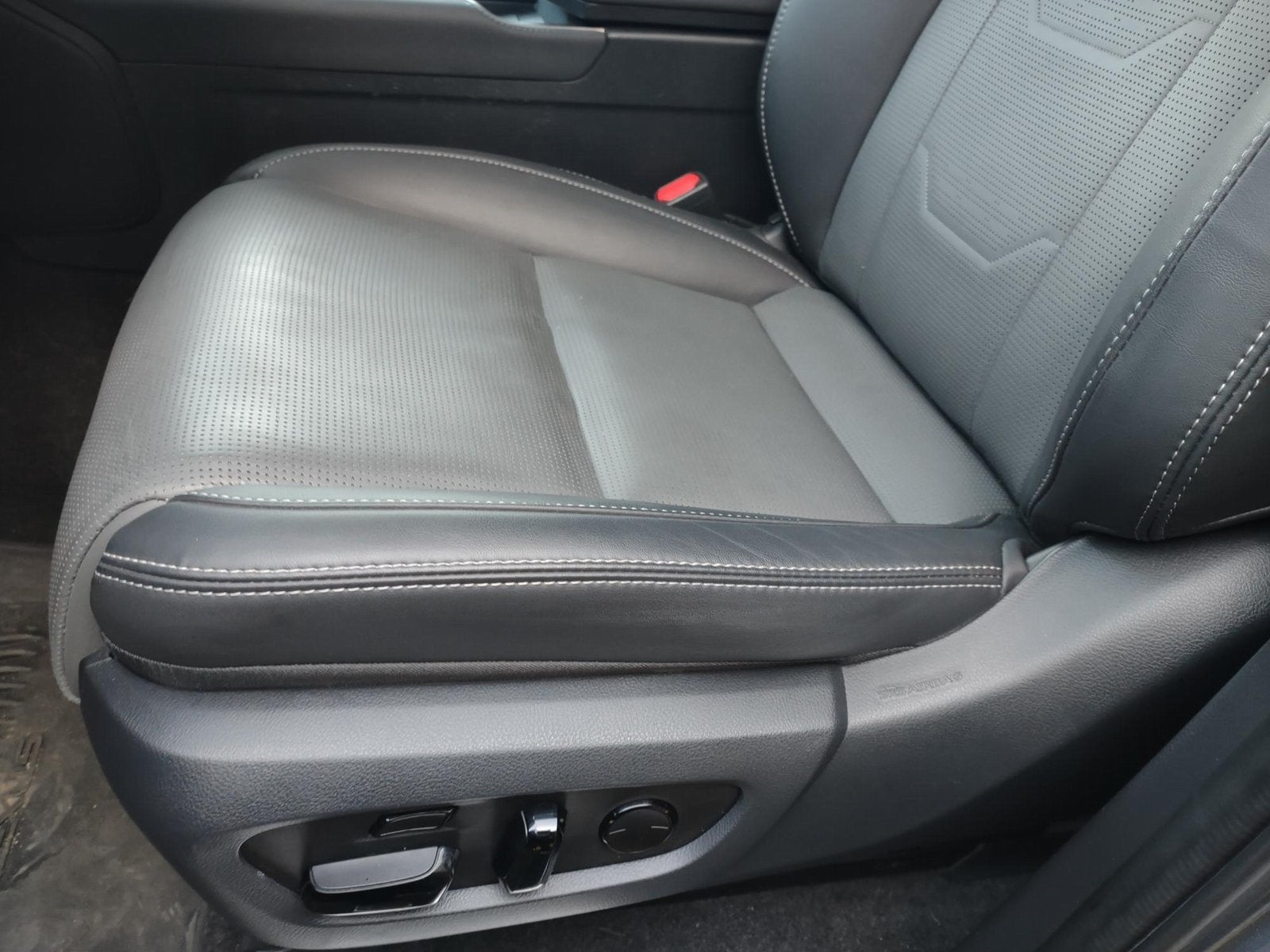 2025 Lexus GX 550 Luxury+