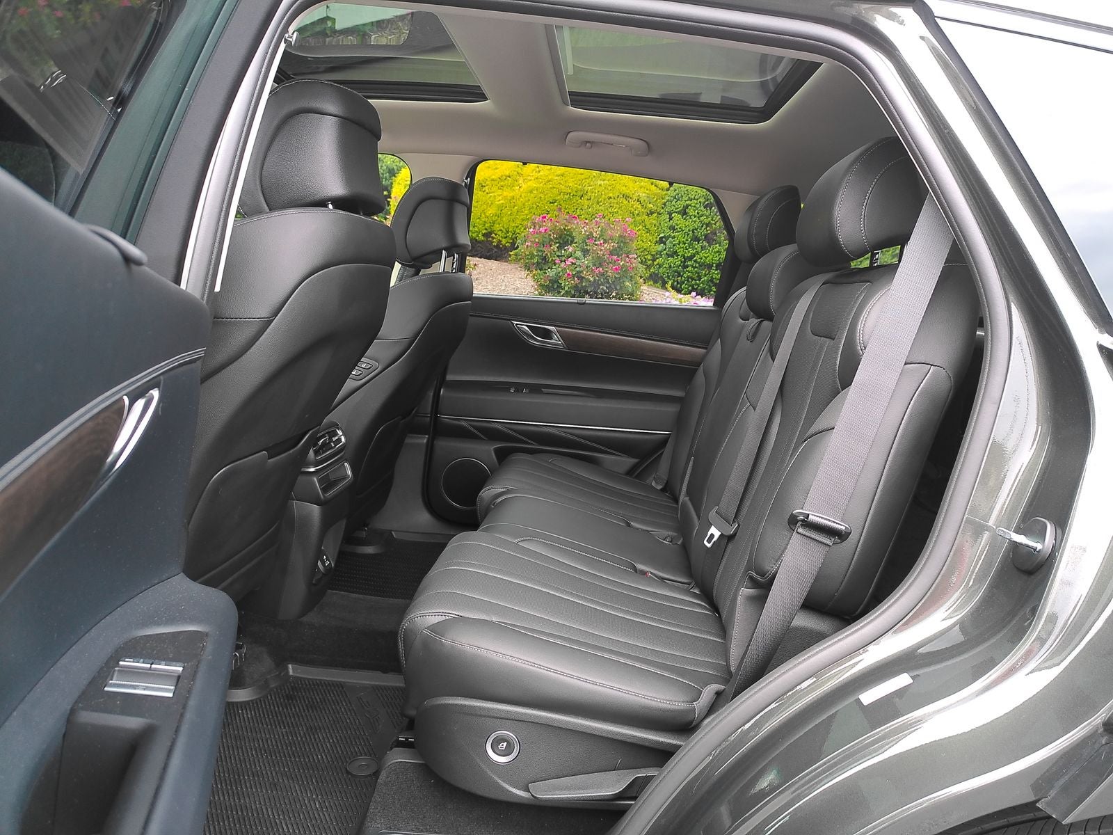 2025 Genesis GV80 2.5T