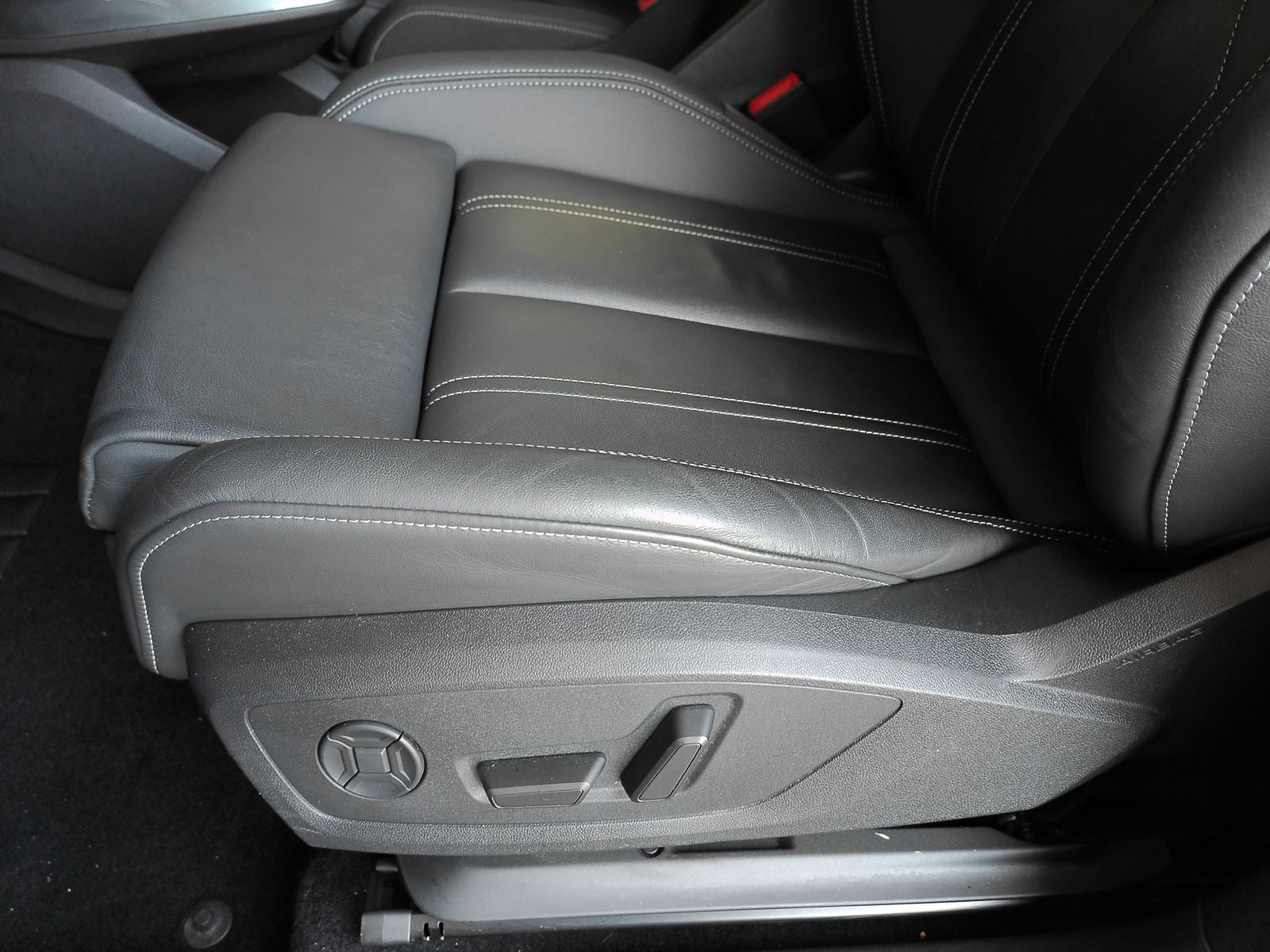 2024 Audi Q4 Sportback e-tron Prestige quattro