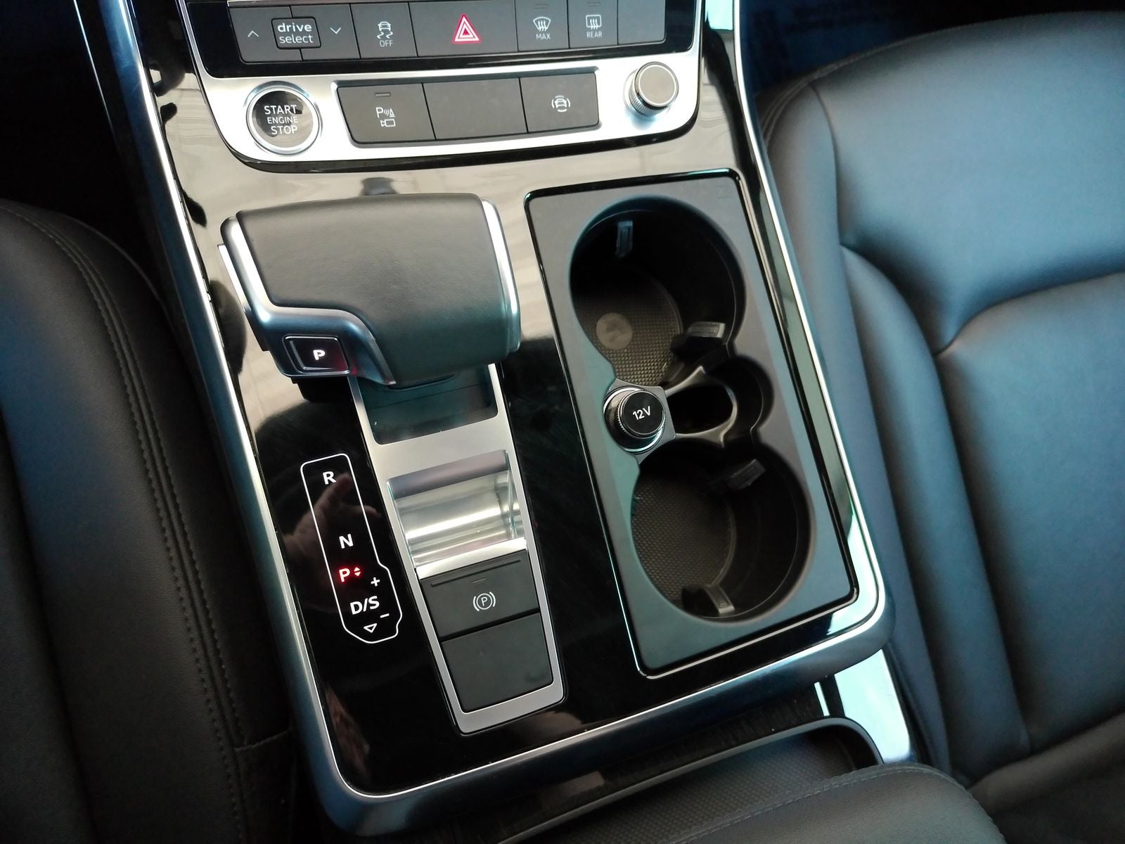 2022 Audi Q7 45 Premium quattro