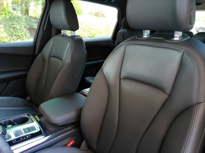 2022 Audi Q7 45 Premium quattro