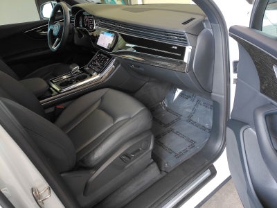 2022 Audi Q7 45 Premium quattro
