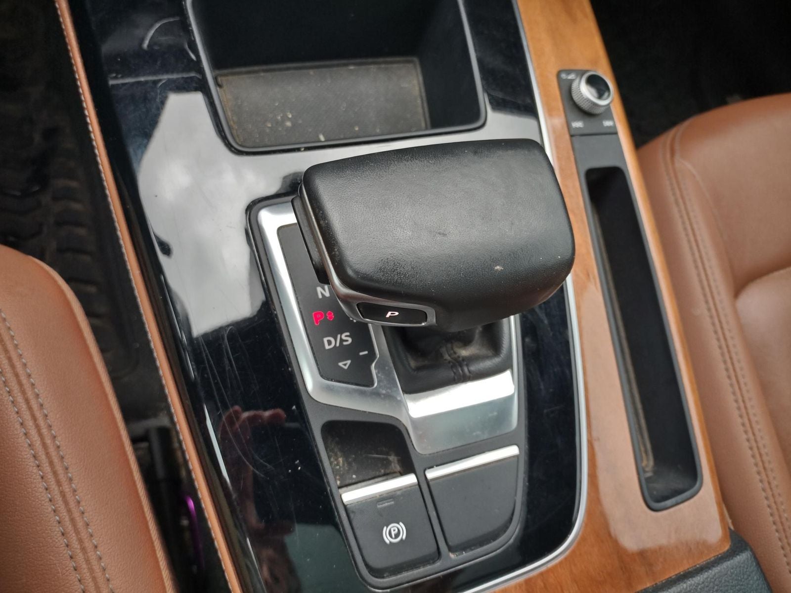 2022 Audi Q5 45 S line Premium quattro