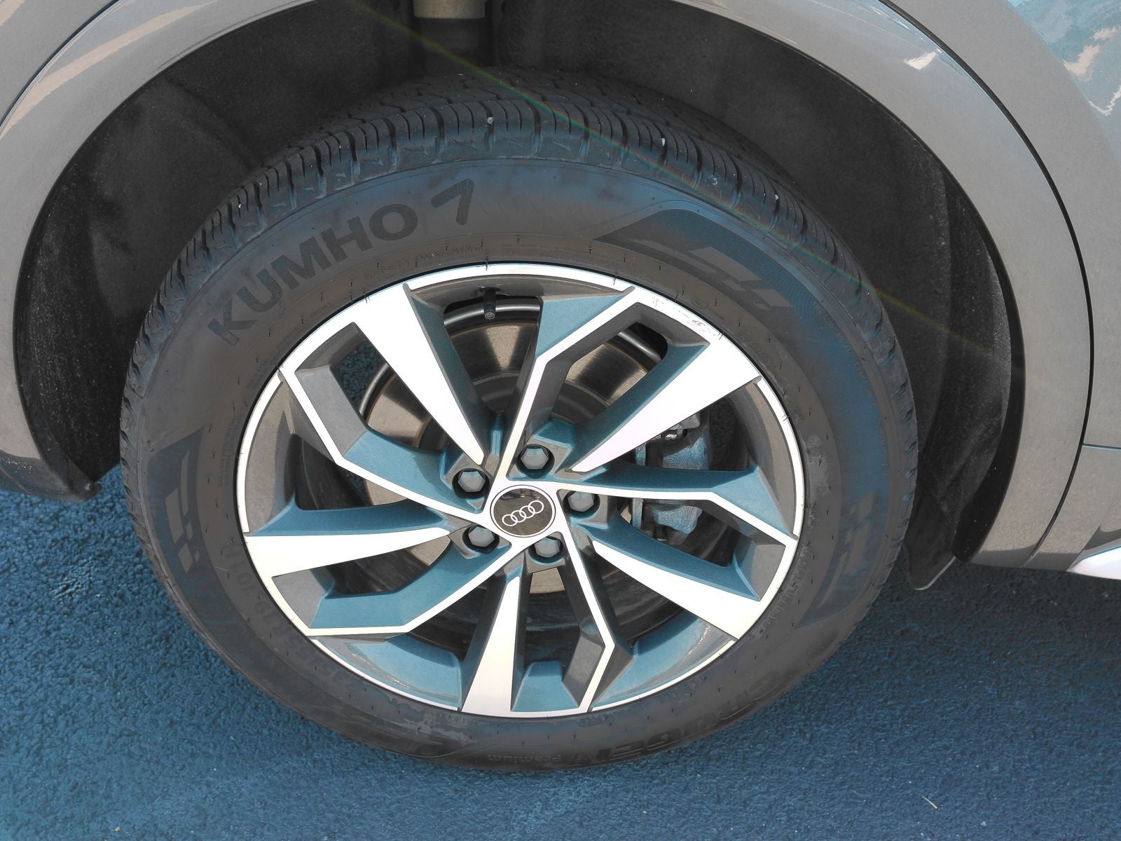 2022 Audi Q5 45 S line Premium Plus quattro