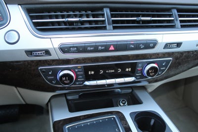 2019 Audi Q7 45 Premium Plus quattro