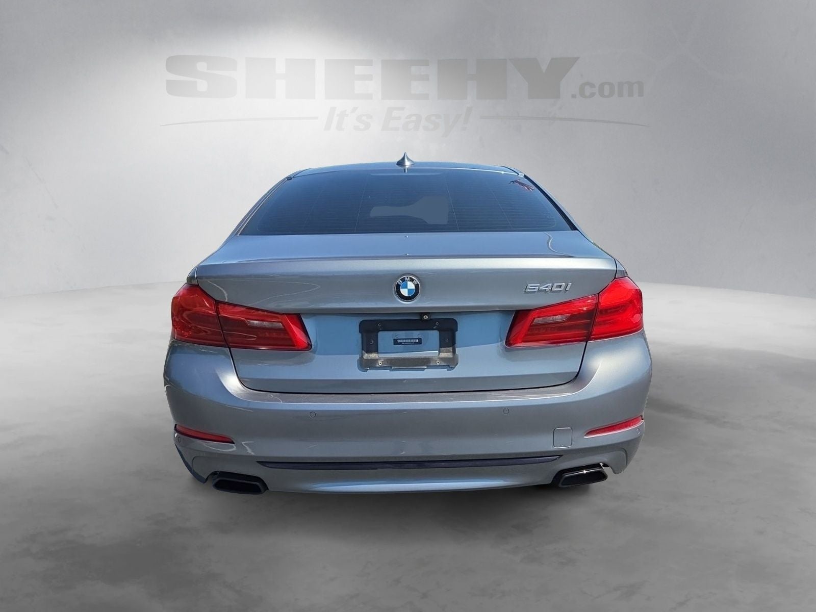 2017 BMW 5 Series 540i