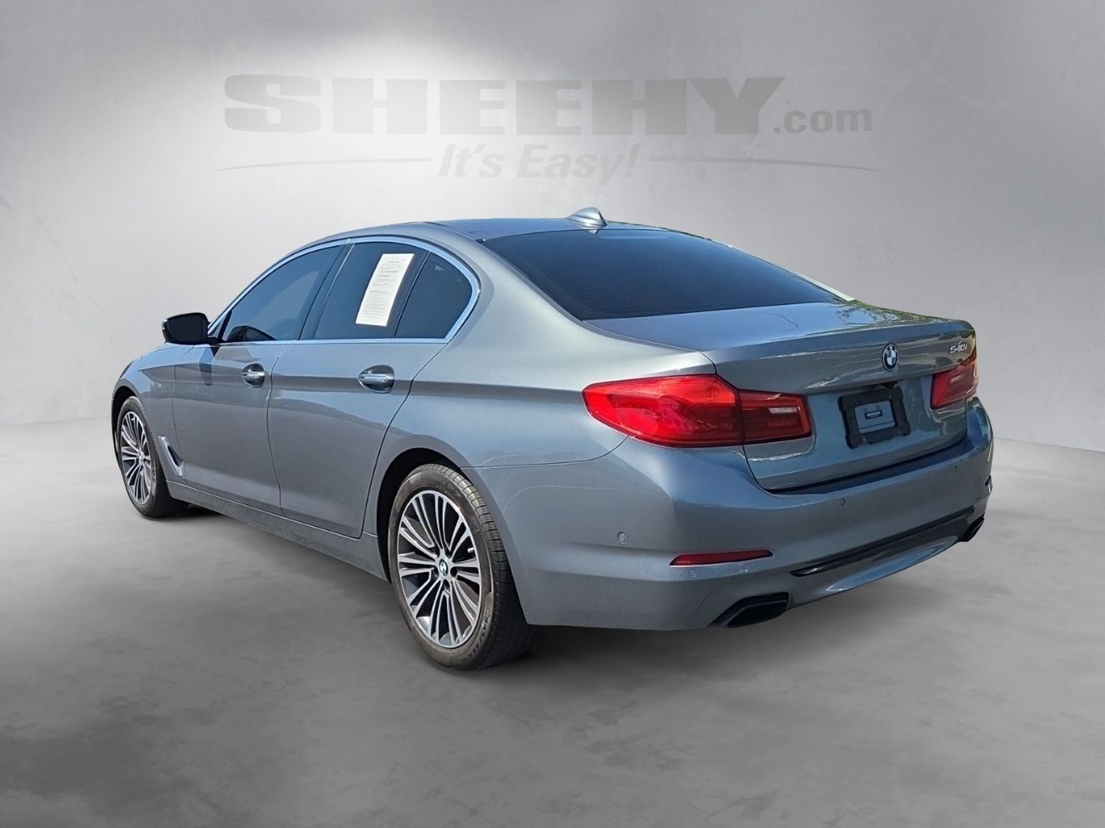 2017 BMW 5 Series 540i
