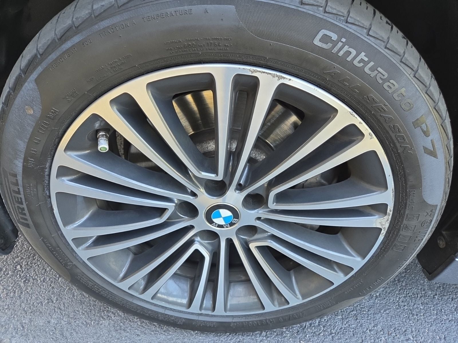 2017 BMW 5 Series 540i