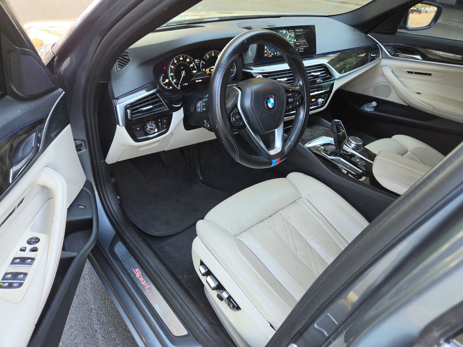 2017 BMW 5 Series 540i