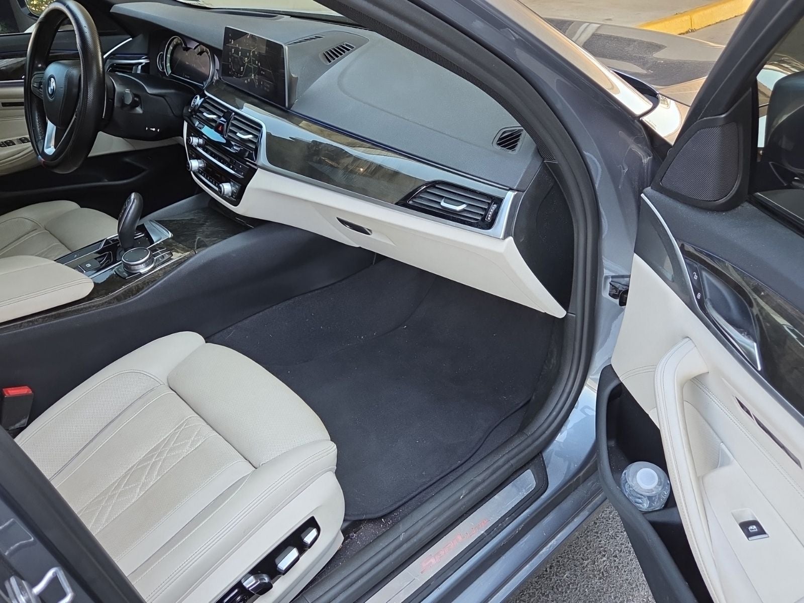 2017 BMW 5 Series 540i