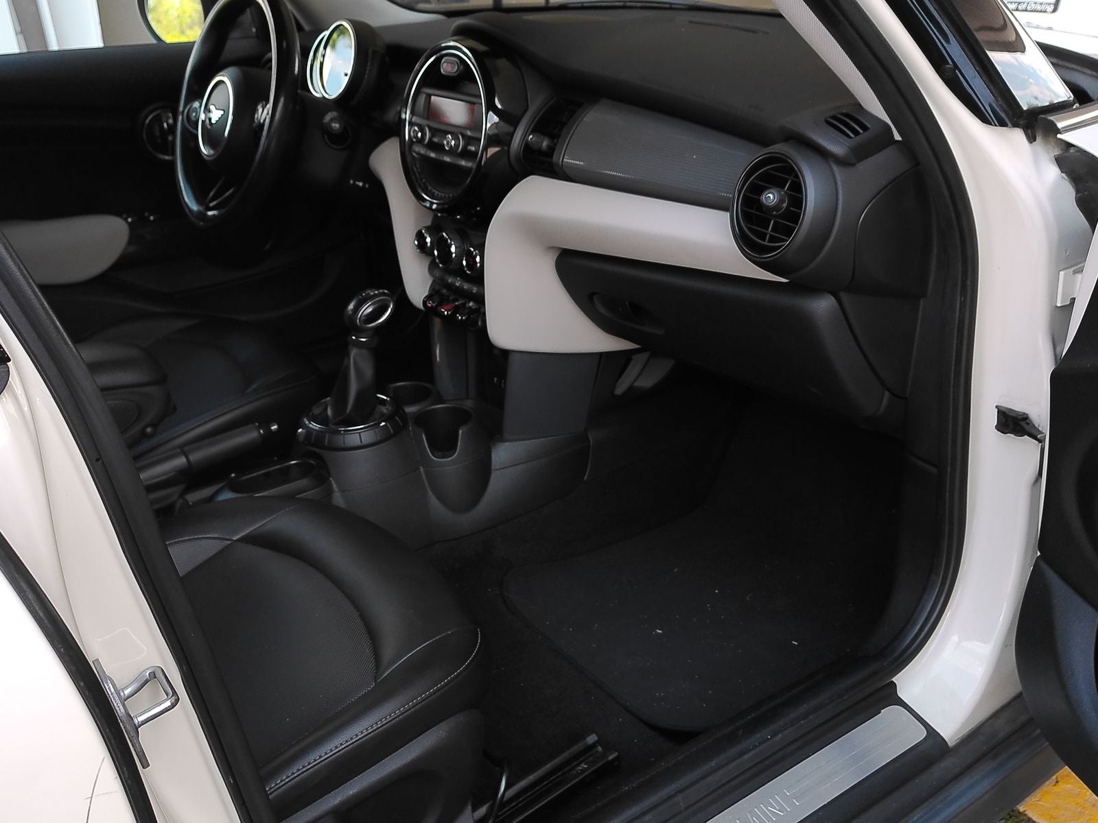 2016 MINI Cooper Base