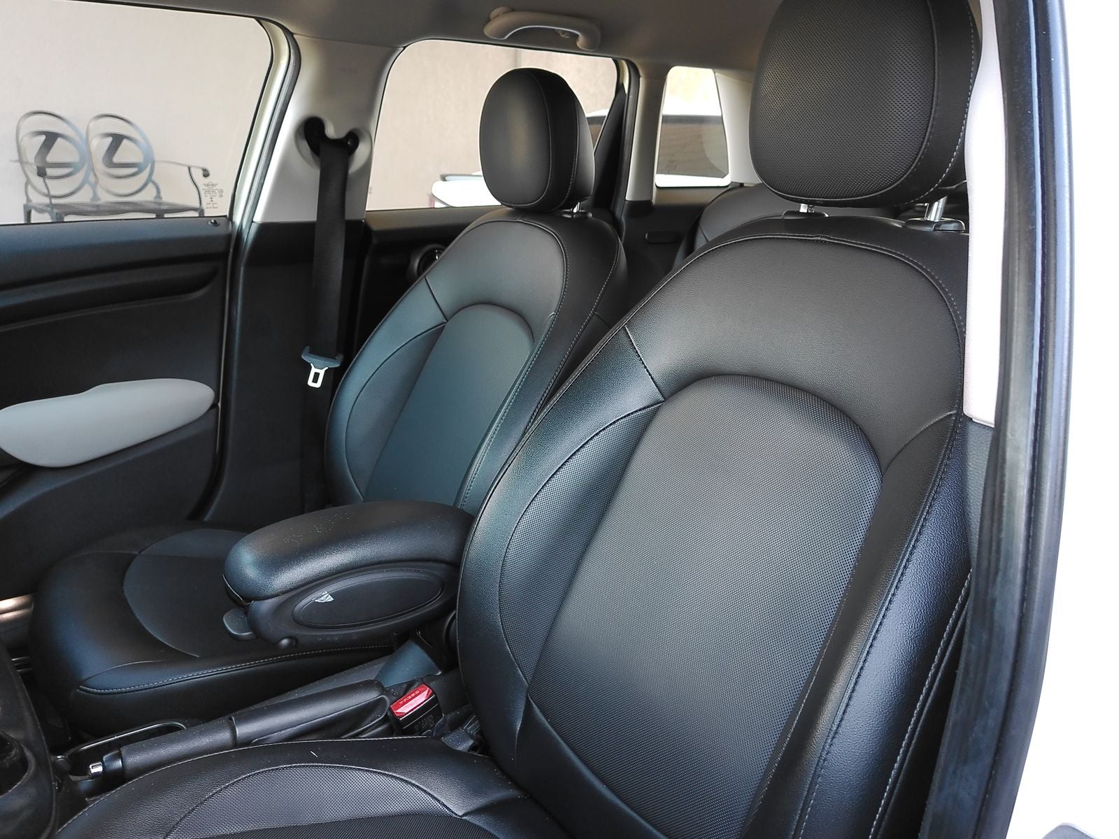 2016 MINI Cooper Base