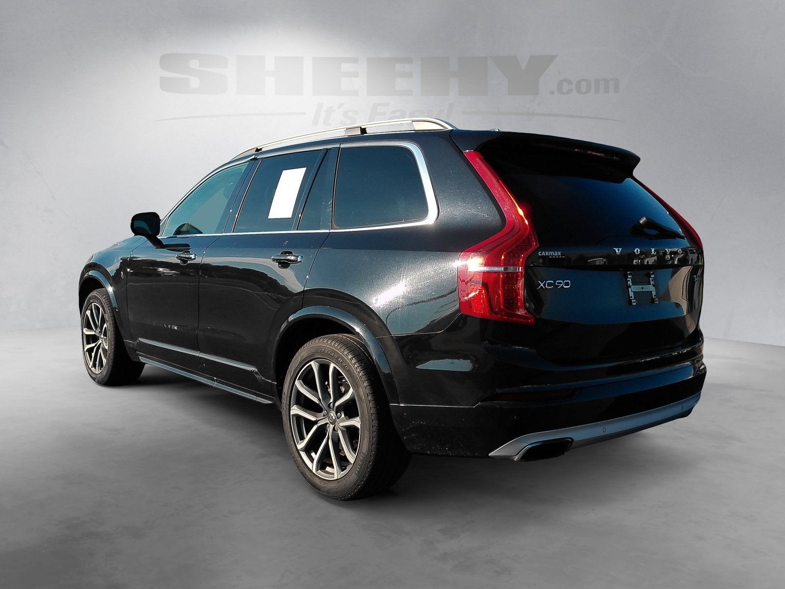 2017 Volvo XC90 T6 Momentum