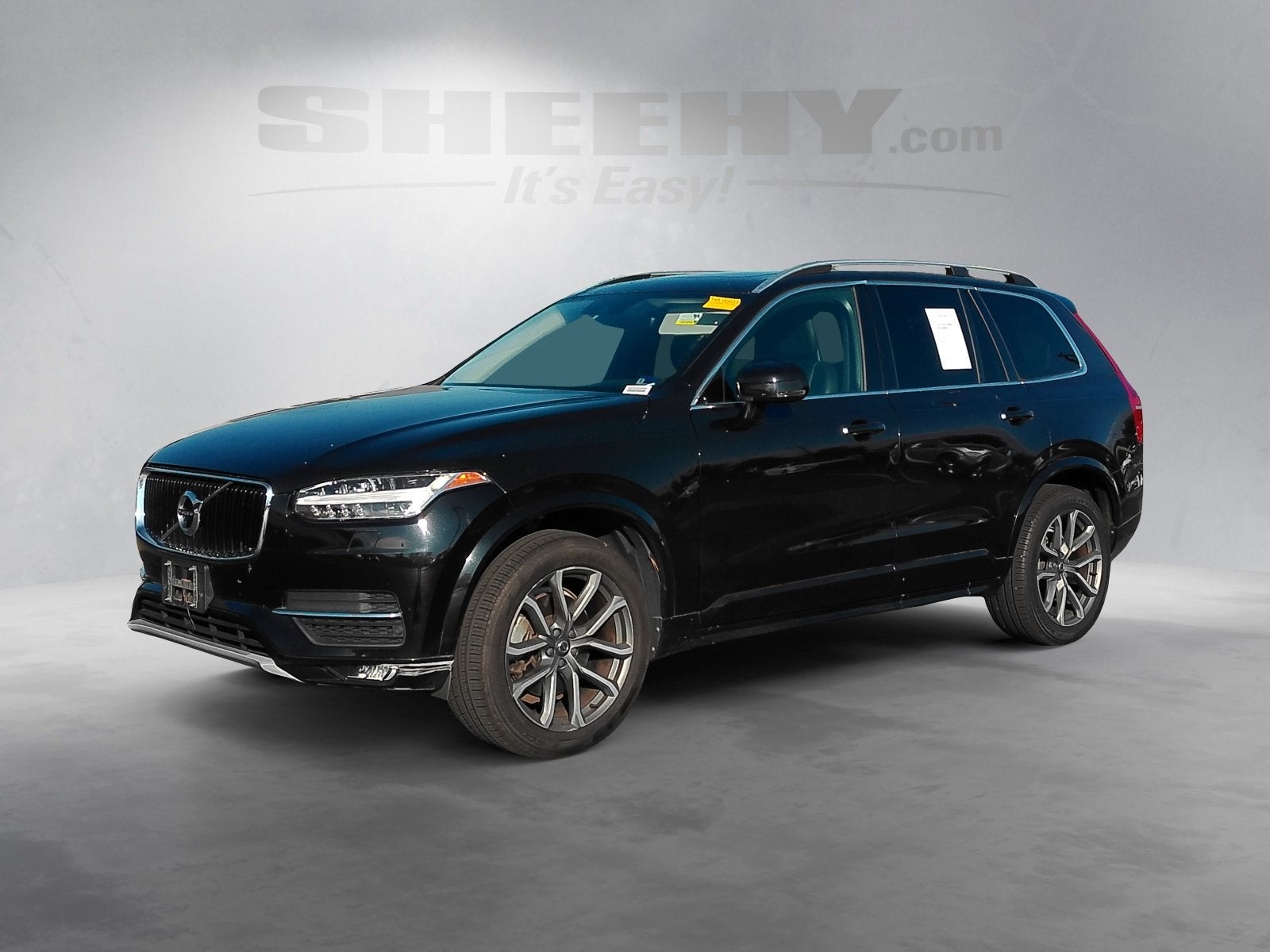 2017 Volvo XC90 T6 Momentum