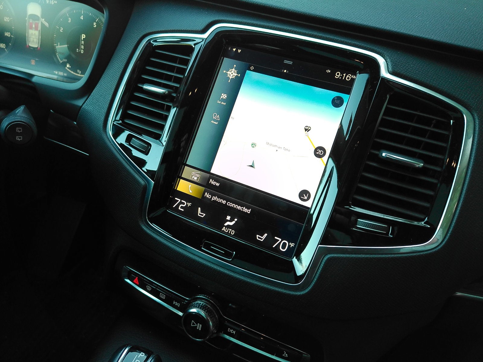 2017 Volvo XC90 T6 Momentum