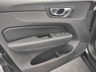 2021 Volvo XC60 T6 Momentum