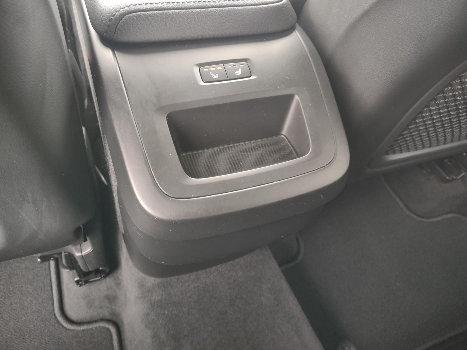 2021 Volvo XC60 T6 Momentum