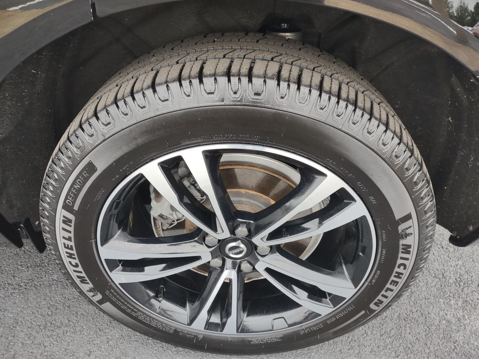 2021 Volvo XC60 T6 Momentum
