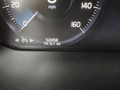 2021 Volvo XC60 T6 Momentum