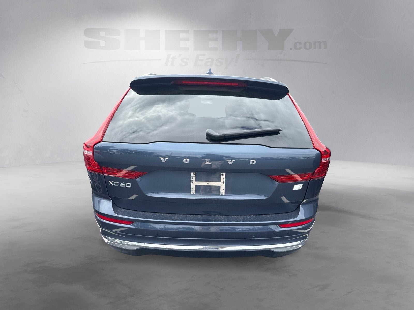 2022 Volvo XC60 Recharge Plug-In Hybrid T8 Inscription