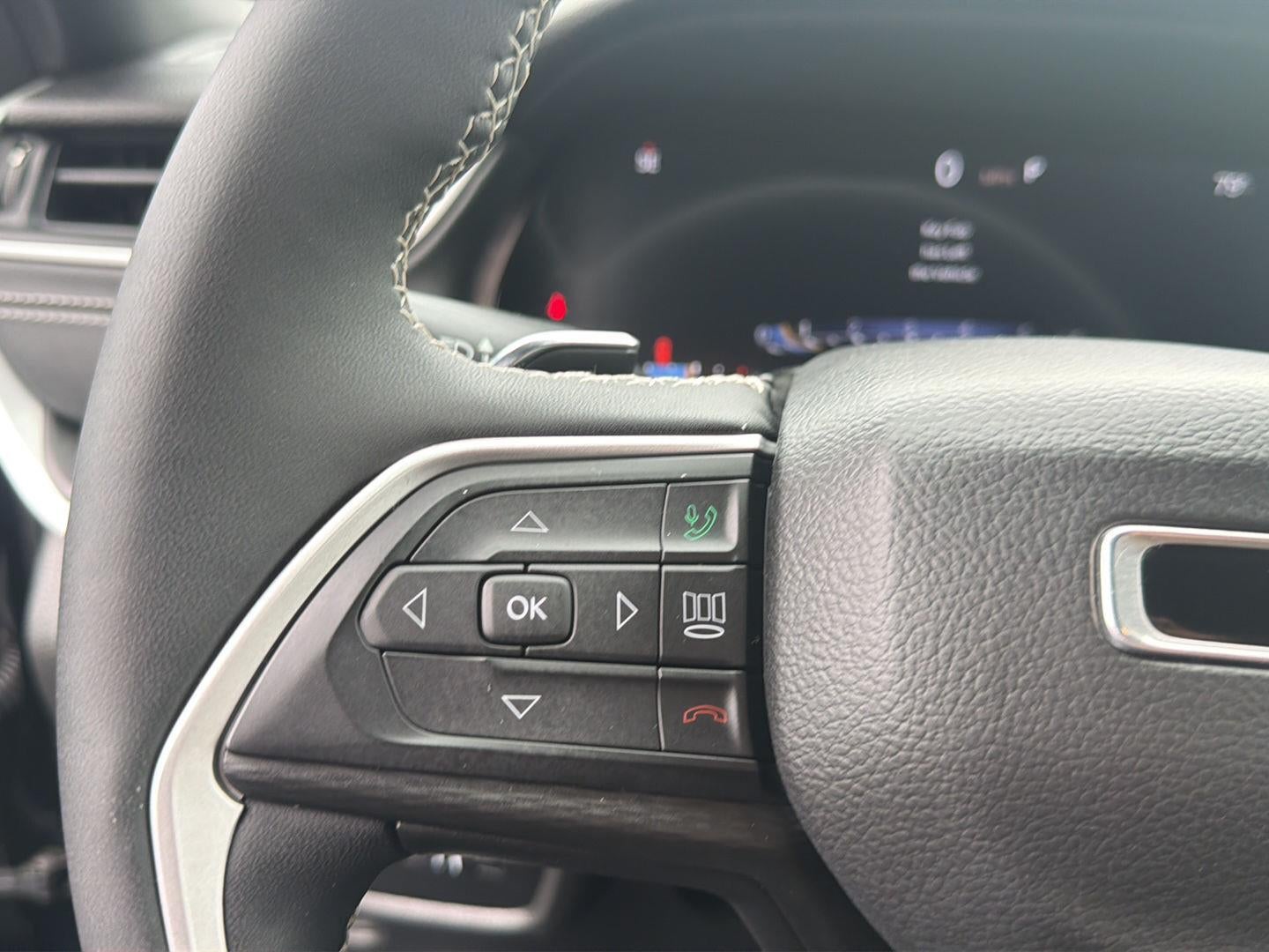 2023 Jeep Grand Cherokee L Laredo