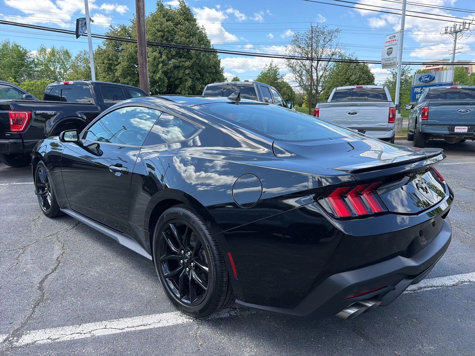 2025 Ford Mustang EcoBoost