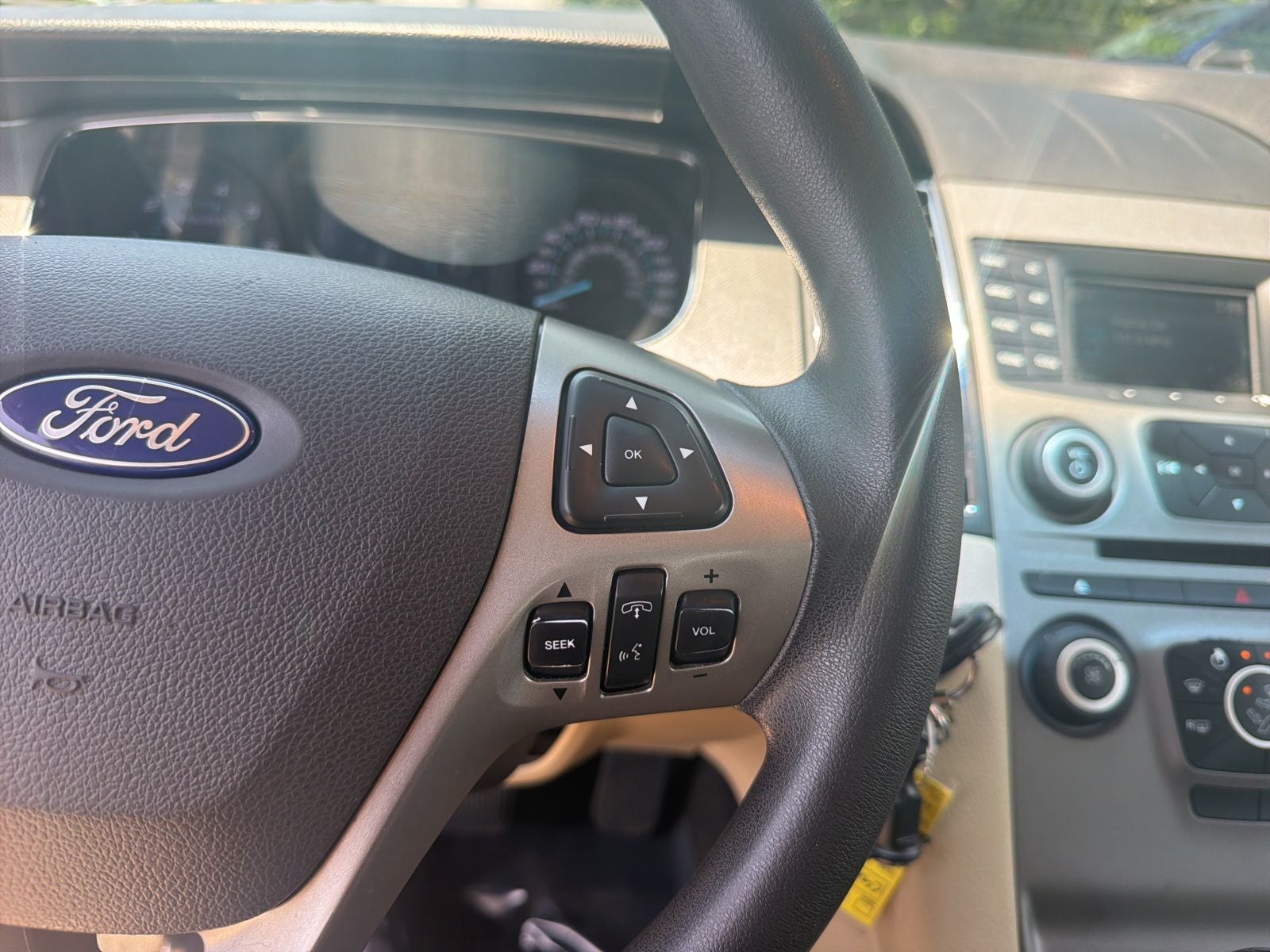 2018 Ford Taurus SE