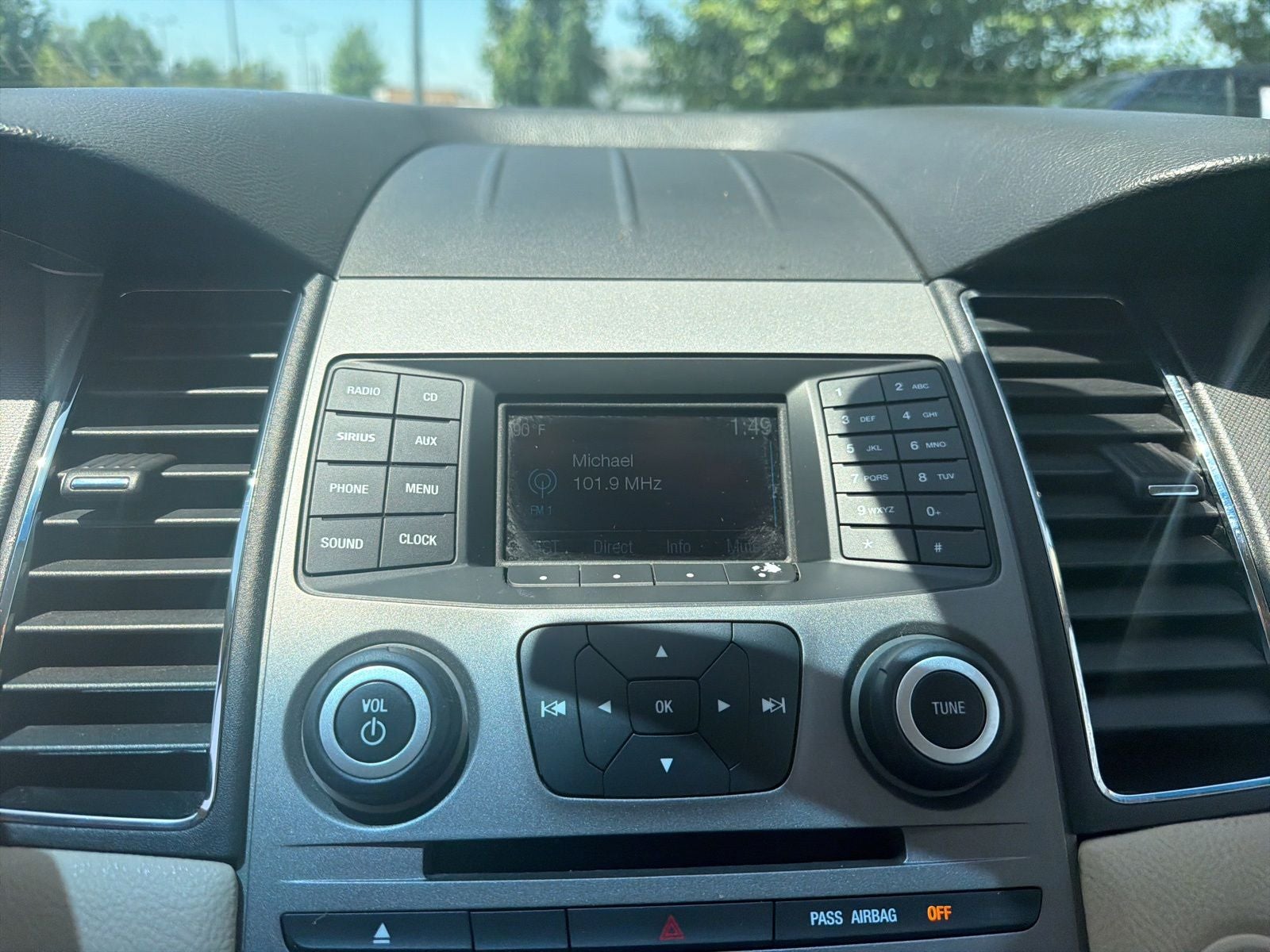 2018 Ford Taurus SE