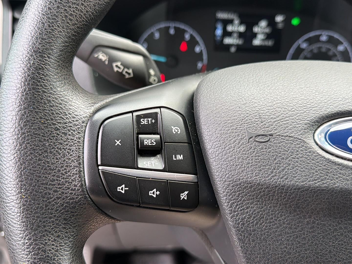 2023 Ford Transit 350 XLT