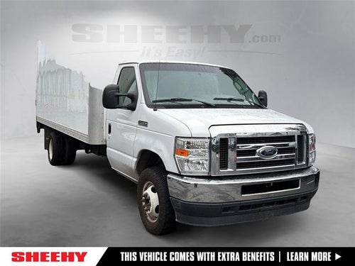 2022 Ford Econoline 450 Cutaway Base DRW