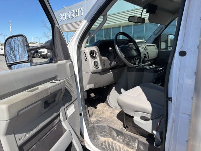 2018 Ford E-450SD Base DRW