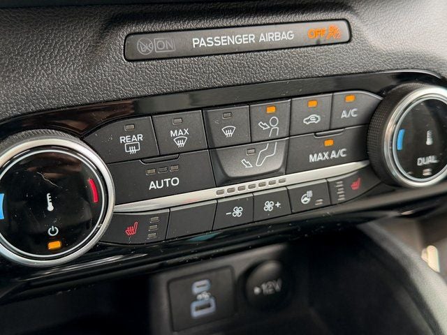 2022 Ford Escape Plug-In Hybrid SE