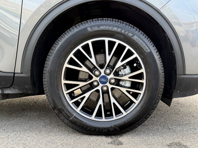 2022 Ford Escape Plug-In Hybrid SE