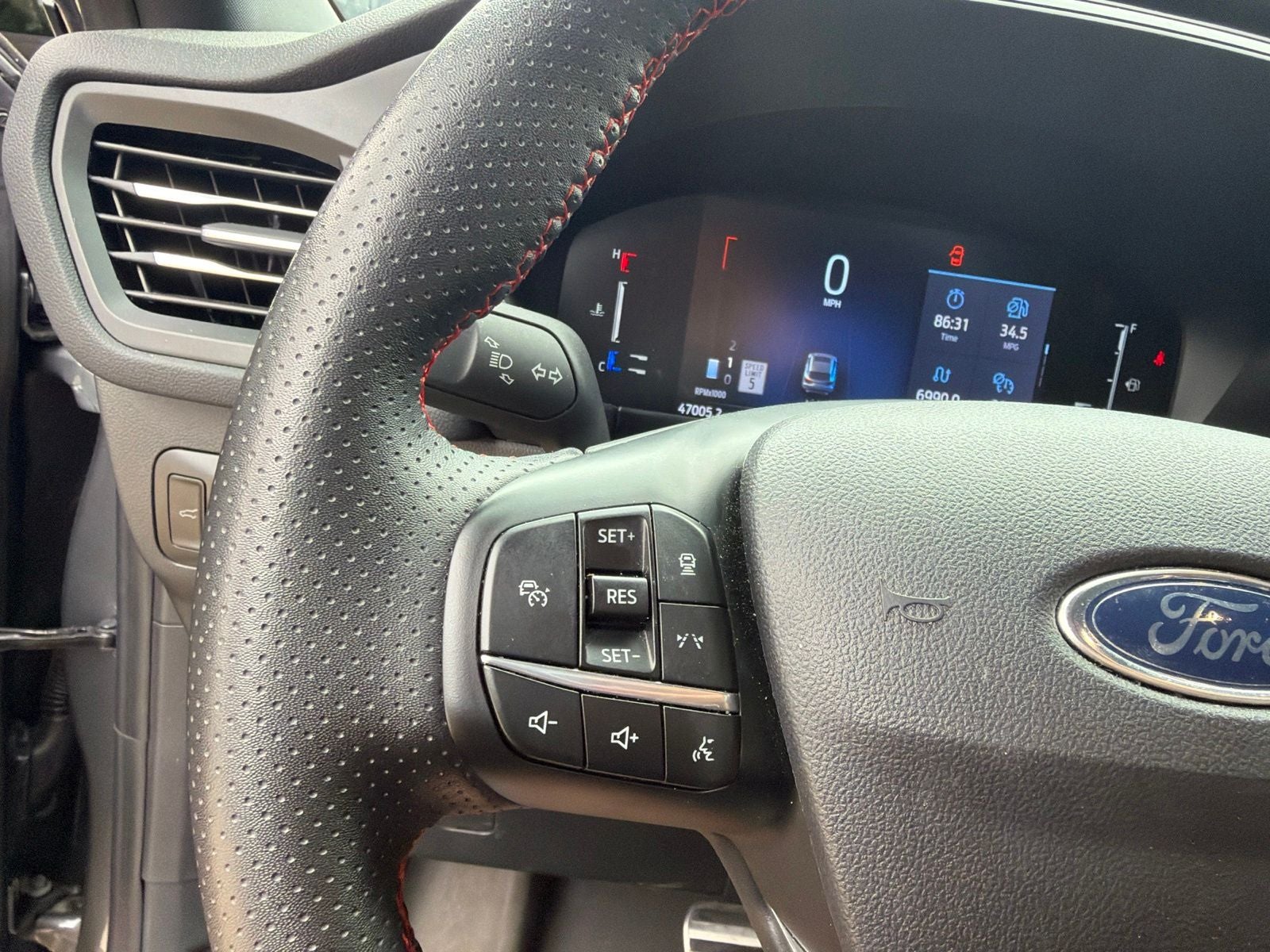 2024 Ford Escape ST-Line