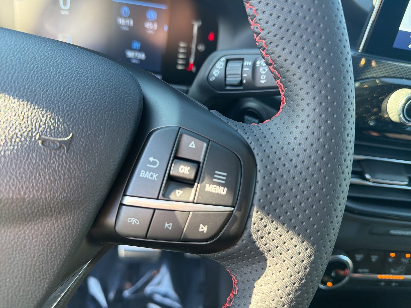 2023 Ford Escape Hybrid ST-Line