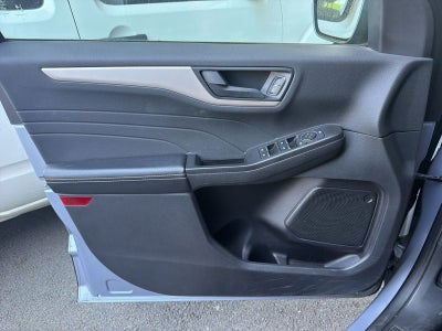 2022 Ford Escape Hybrid SE