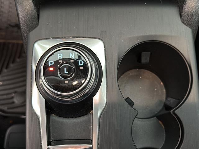 2022 Ford Escape Hybrid SE