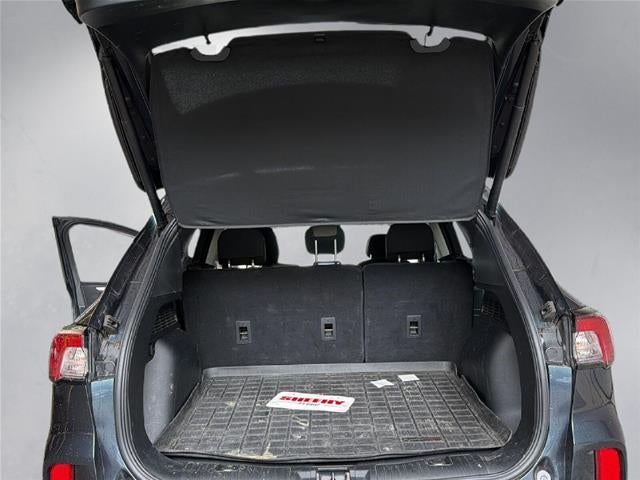 2022 Ford Escape Hybrid SE