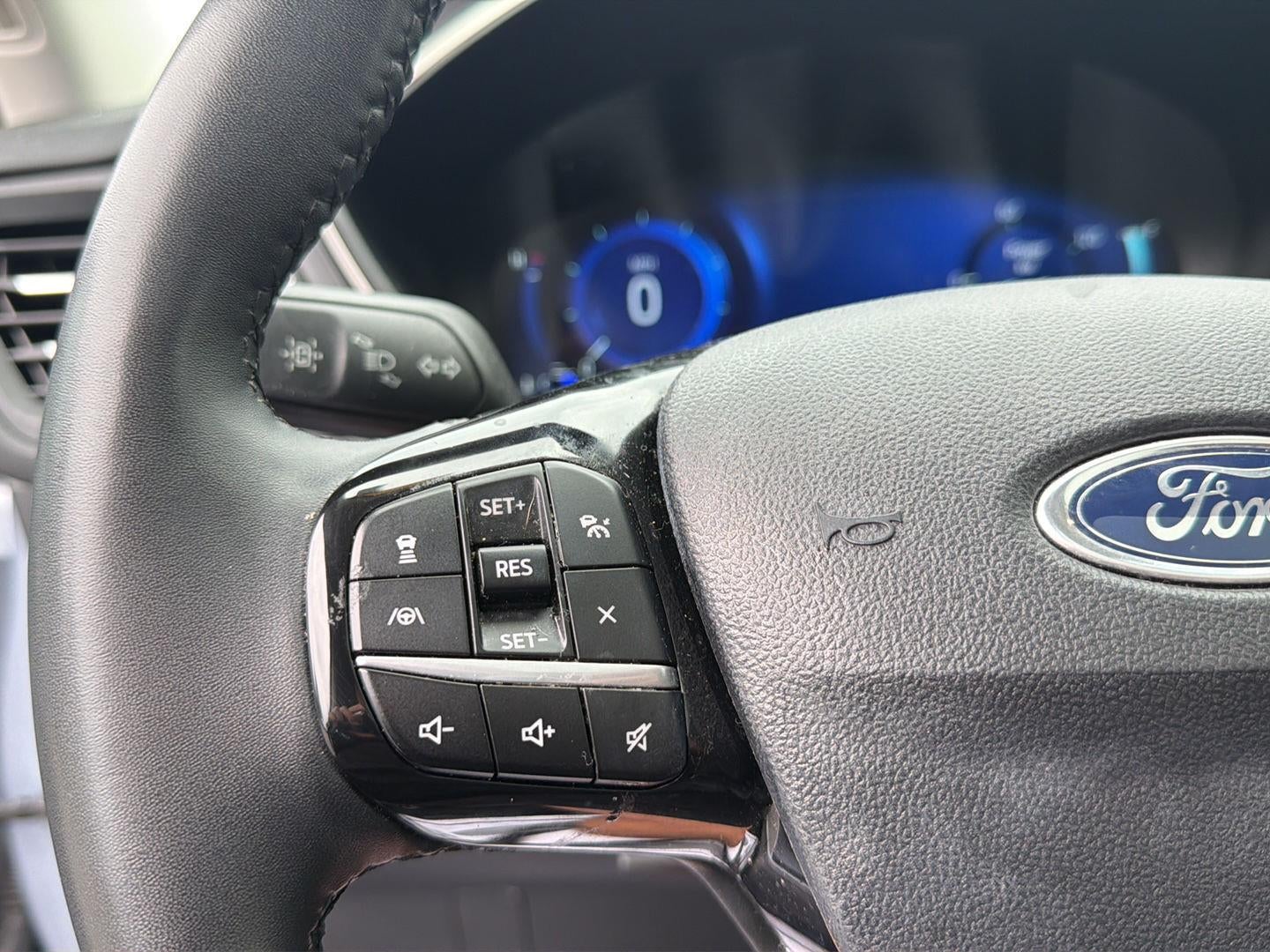 2022 Ford Escape SEL Hybrid