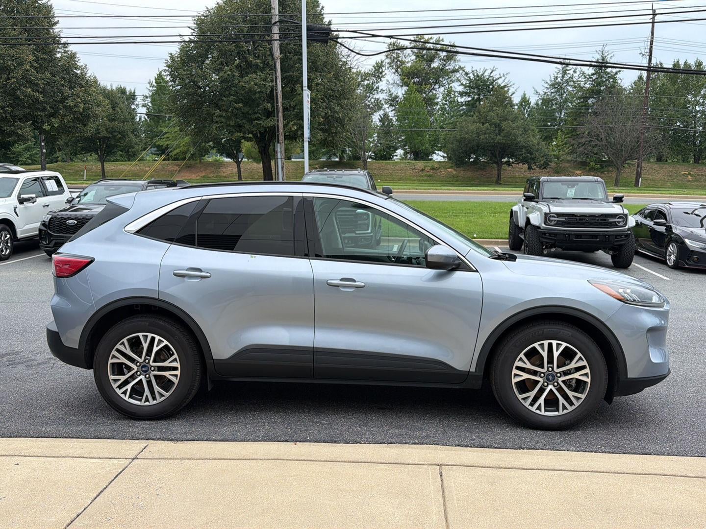 2022 Ford Escape SEL Hybrid