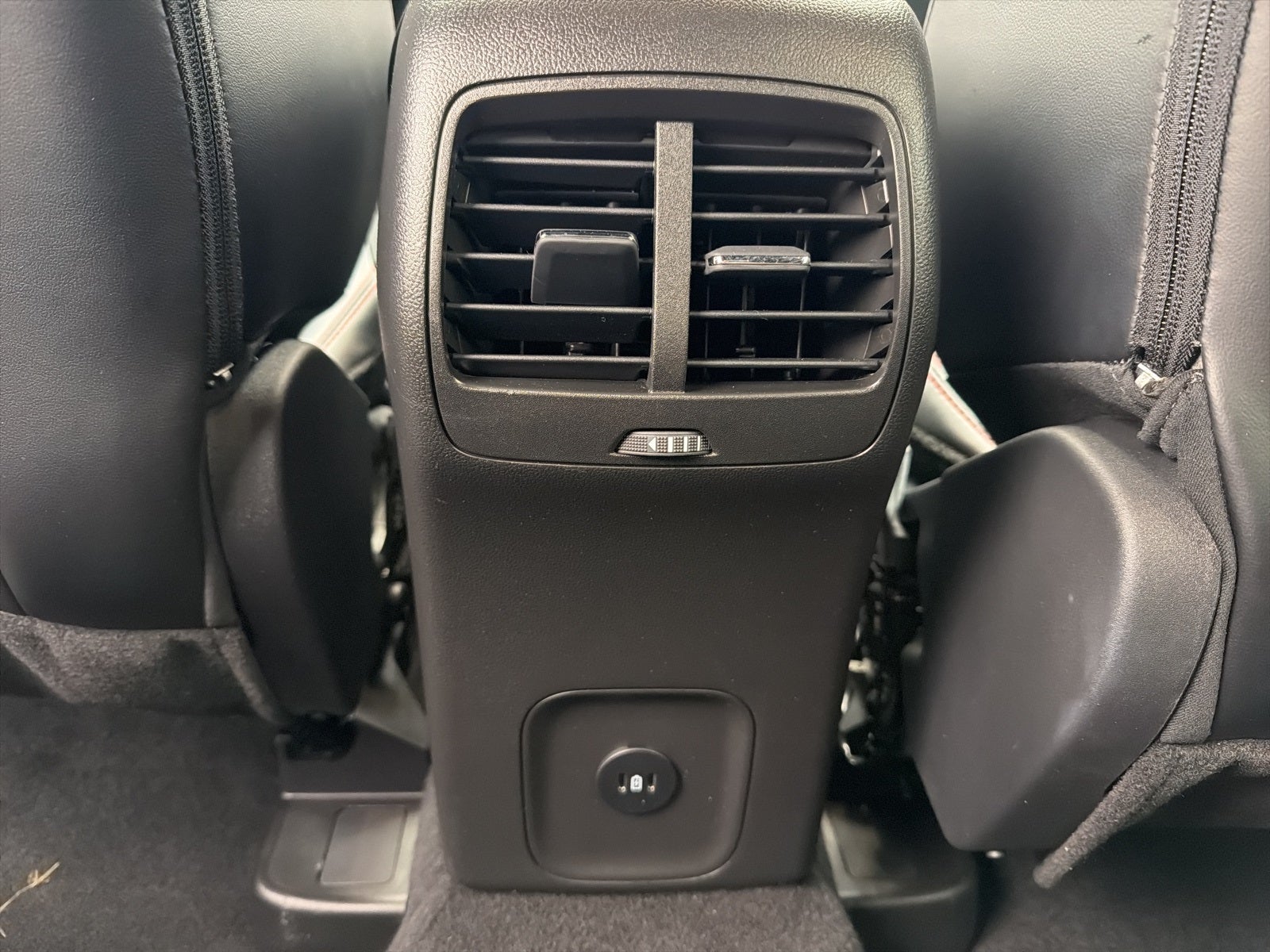 2025 Ford Escape Hybrid ST-Line Select