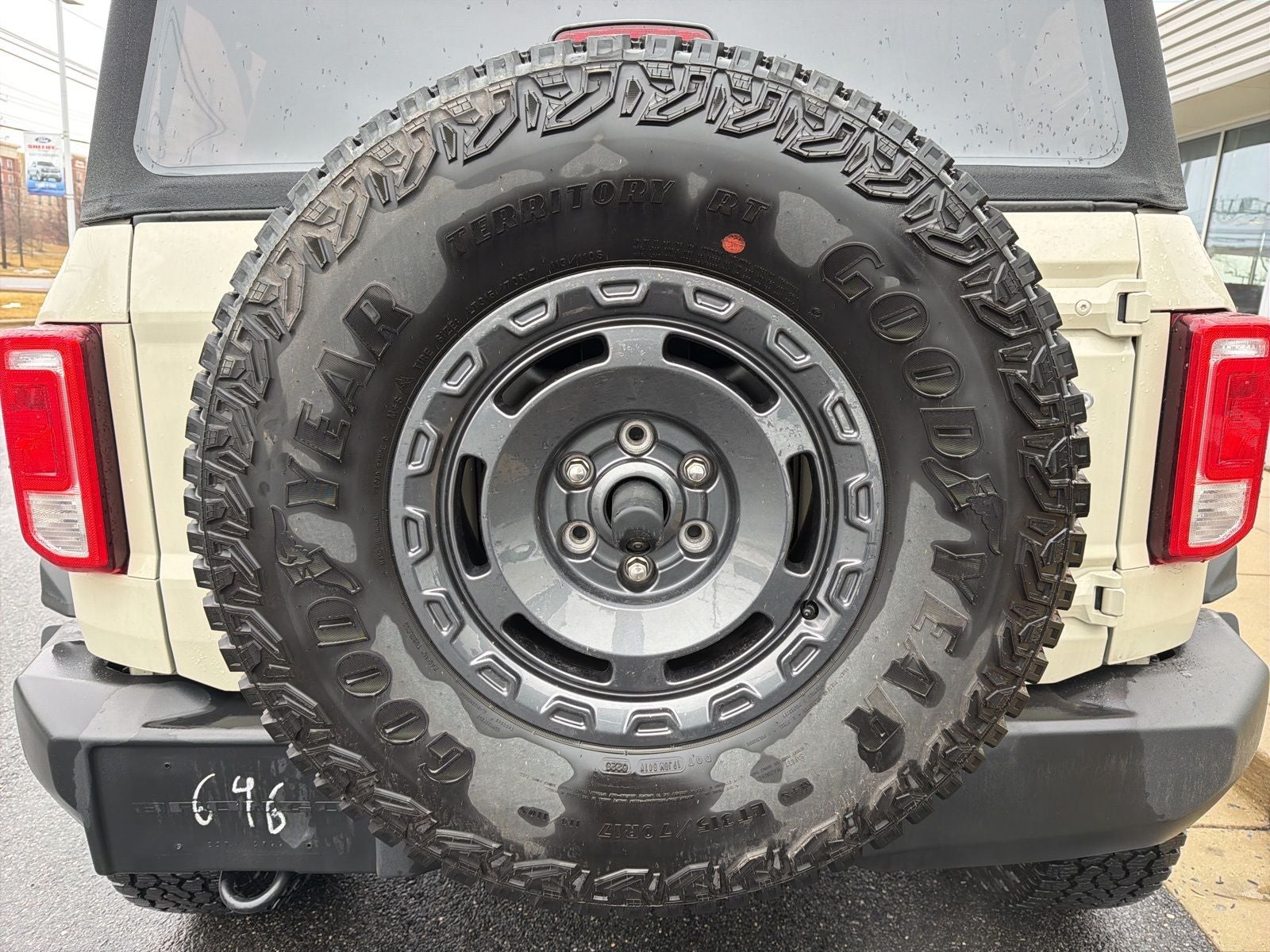 2025 Ford Bronco Base Sasquatch Package