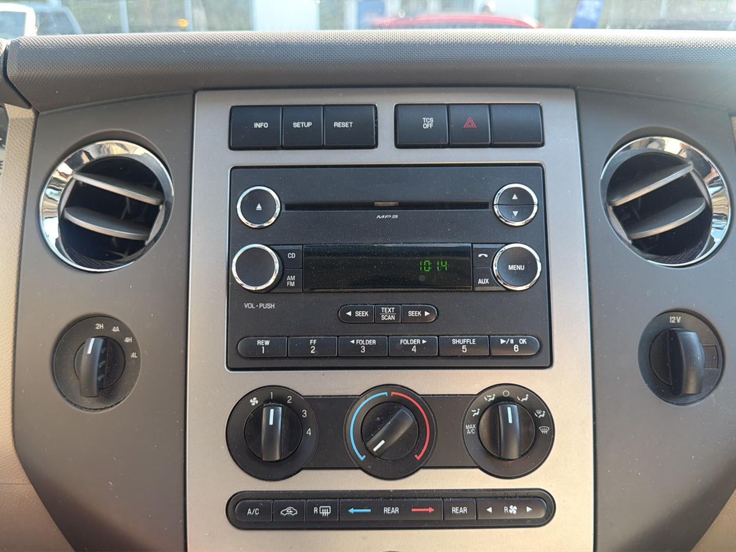 2012 Ford Expedition El XLT