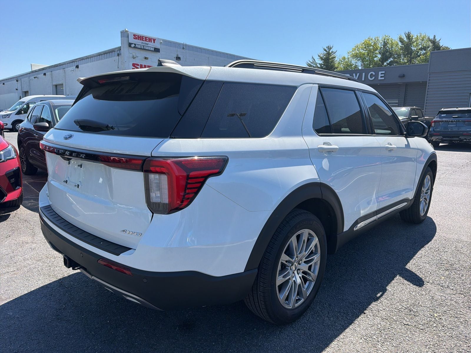 2025 Ford Explorer Active
