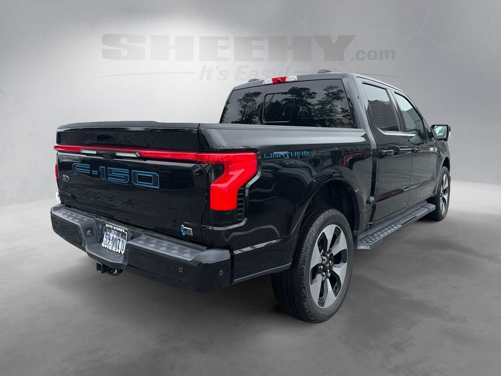 2022 Ford F-150 Lightning Platinum