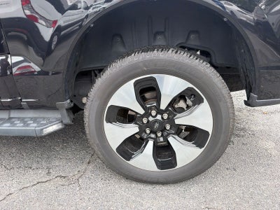 2022 Ford F-150 Lightning Platinum